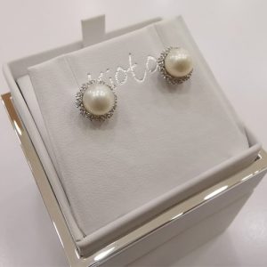 Miore Orecchini Donna con Perle Coltivate d'Acqua Dolce e Zirconi Brillanti in Argento 925 Rodiato. Orecchini a Lobo Classici anallergici, Chiusura con perno passante e farfalla