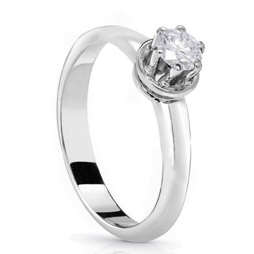 Anello-in-oro-bianco-con-diamanti Anello in oro bianco con diamanti