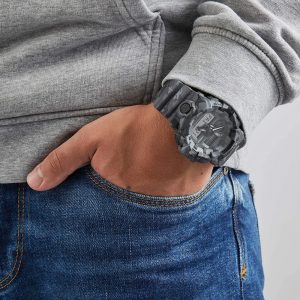 Orologio uomo multifunzione Casio G-SCHOK GA700CM-2ADR