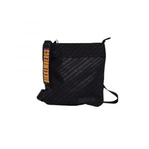 Borsello con Tracolla BIKKEMBERGS E2CPME2V0022999 Realizzato in materiale sintetico 3 Tasche interne 1 Tasca esterna Dimensioni: 26x25 cm  Lunghezza Tracolla: regolabile Chiusura a zip